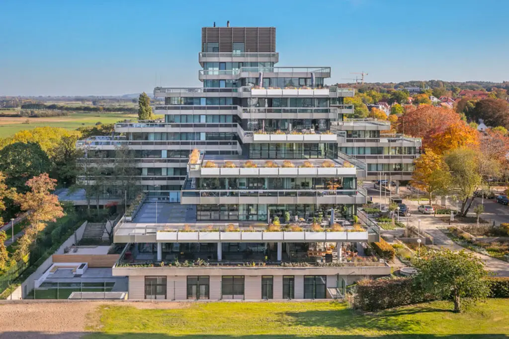 Estel Residence - Krystaline